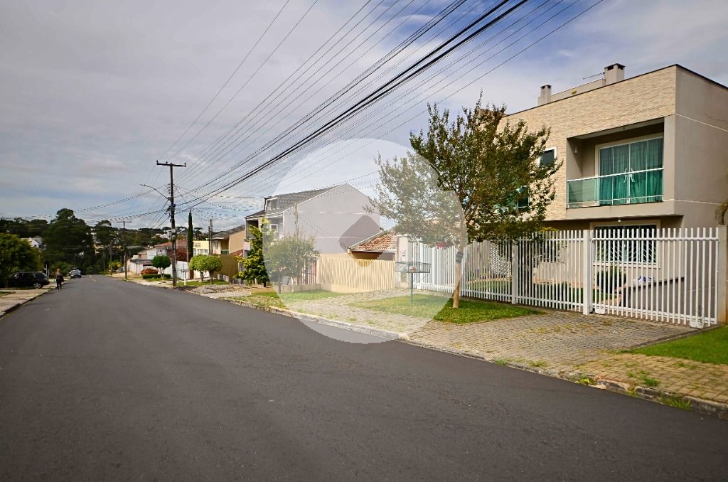 Sobrado 4 Pavimentos com 3 Suítes e Terraço  Ecoville, Curitiba