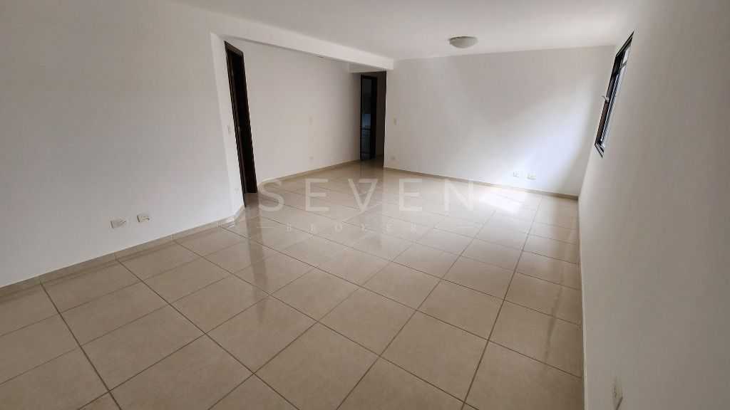 Sobrado com 3 dormitórios à venda, 221 m   - Mossunguê - Curit...