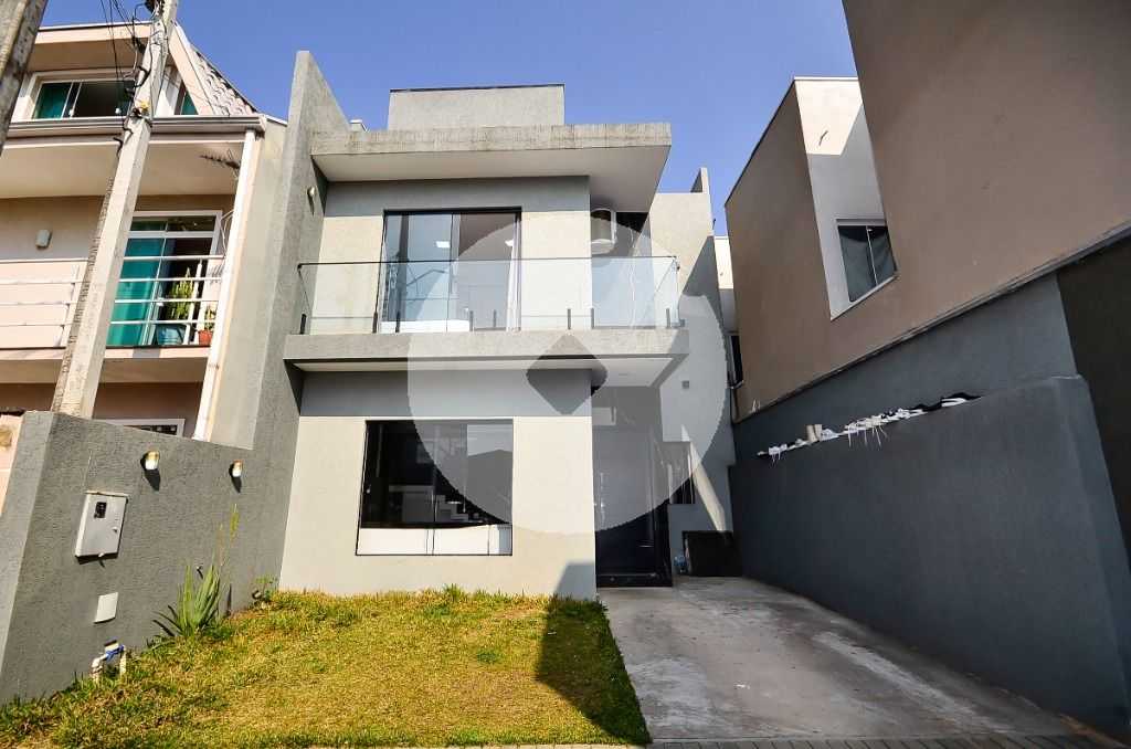 Sobrado 3 Quartos com Terraço e Ofurô  Campo Comprido, Curitiba