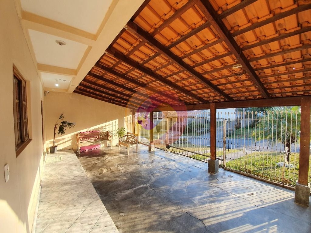 Sobrado com 7 dormitórios à venda,330.00 m², orleans, CURITIBA...