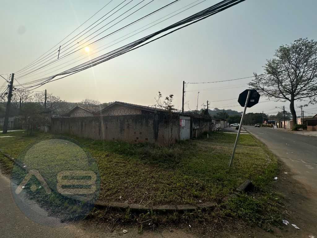 Terreno com duas casa à venda, 480 m  por R  650.000 - Pilarzi...