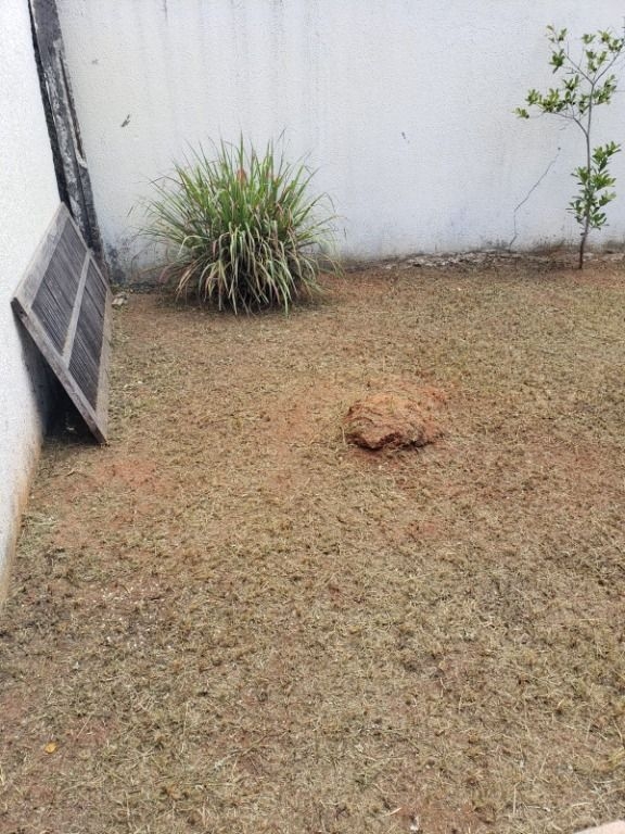 Terreno com duas casa à venda, 480 m por R 650.000 - Pilarzi...