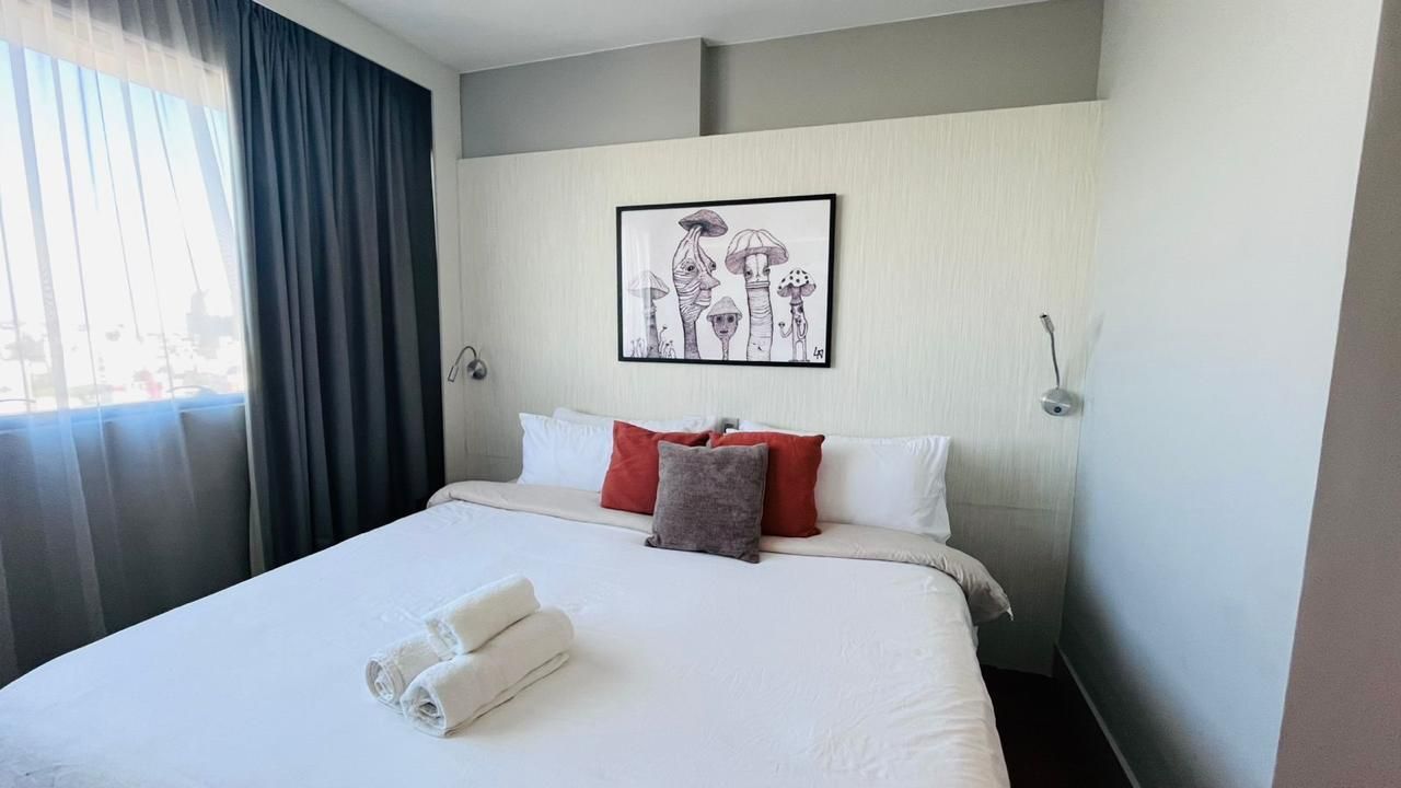Apartamento studio mobiliado à venda, Batel, CURITIBA - PR
