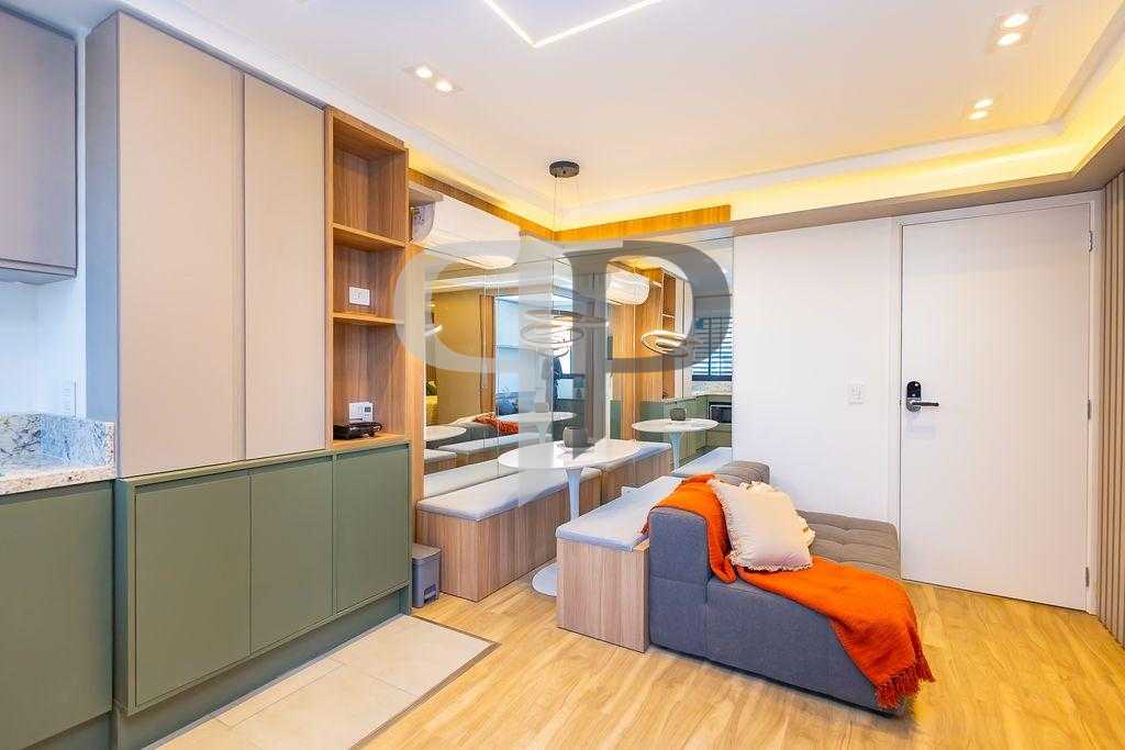 Apartamento mobiliado, 2 dormitórios à venda, Centro, CURITIBA...