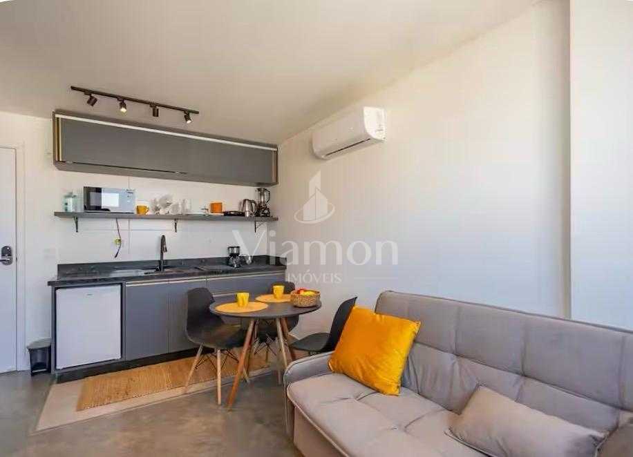 Apartamento à venda, mobiliado, com vaga, Centro, CURITIBA - PR