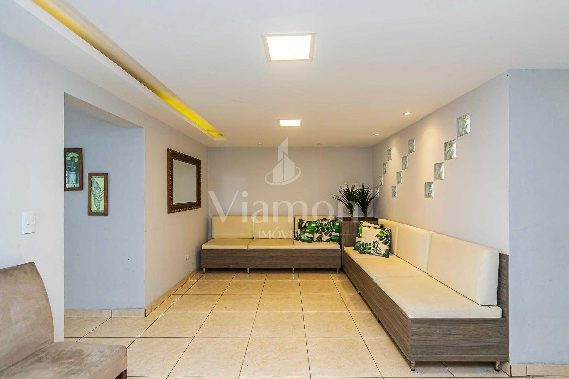 SOBRADO TRIPLEX À VENDA EM SÃO JOSÉ DOS PINHAIS, 220 M2, 2 SUÍ...