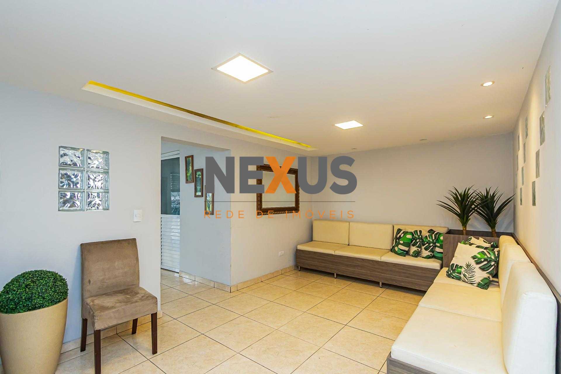 SOBRADO TRIPLEX À VENDA EM SÃO JOSÉ DOS PINHAIS, 220 M2, 1 SUÍ...