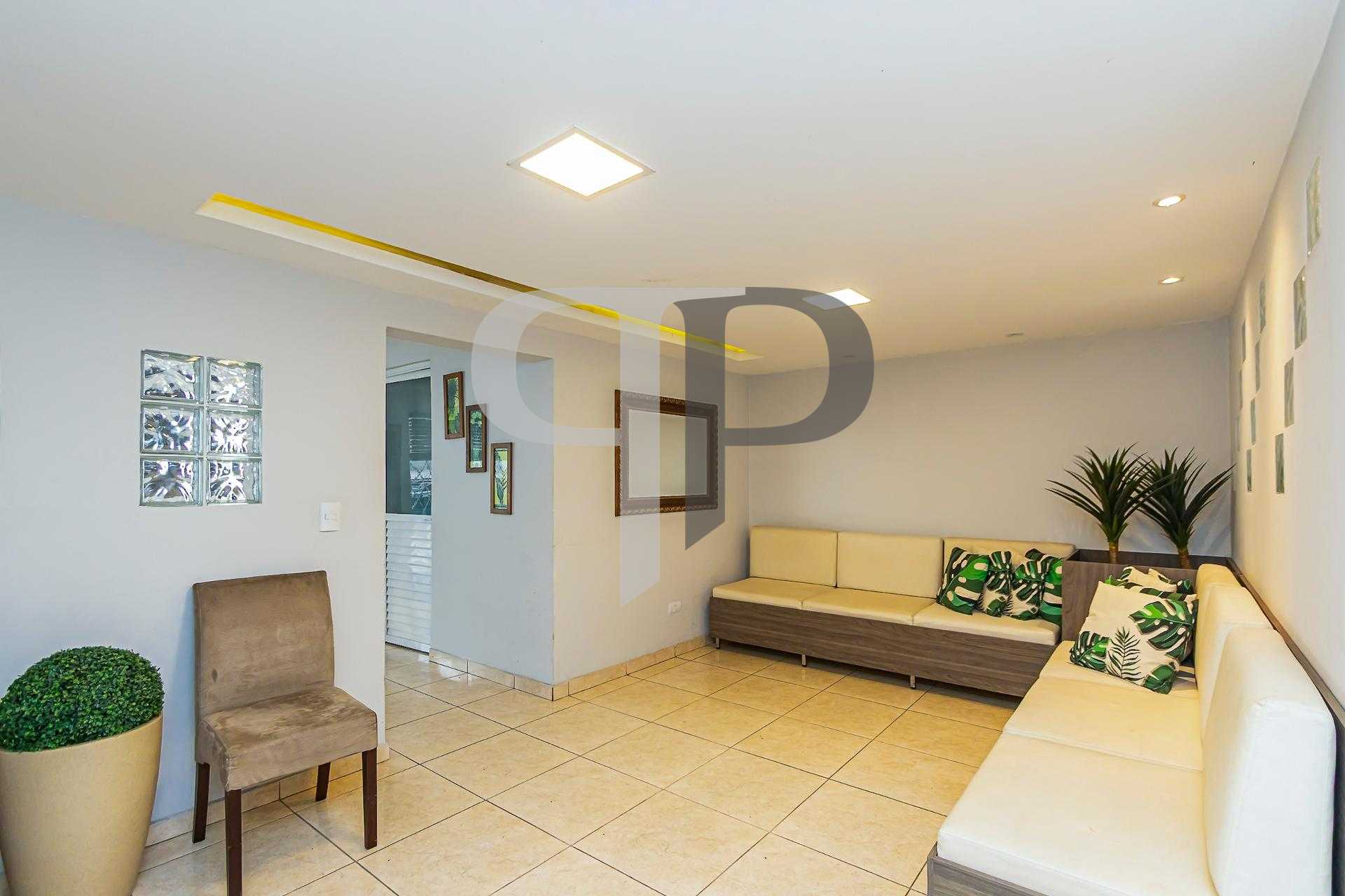 SOBRADO TRIPLEX À VENDA EM SÃO JOSÉ DOS PINHAIS, 220 M2, 2 SUÍ...