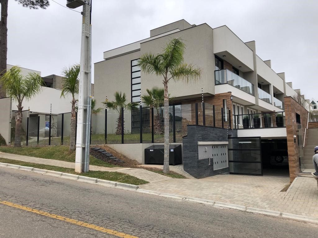 Sobrado lindo, novo, 3 suítes à venda, 240 m² por R$ 1.925.196...
