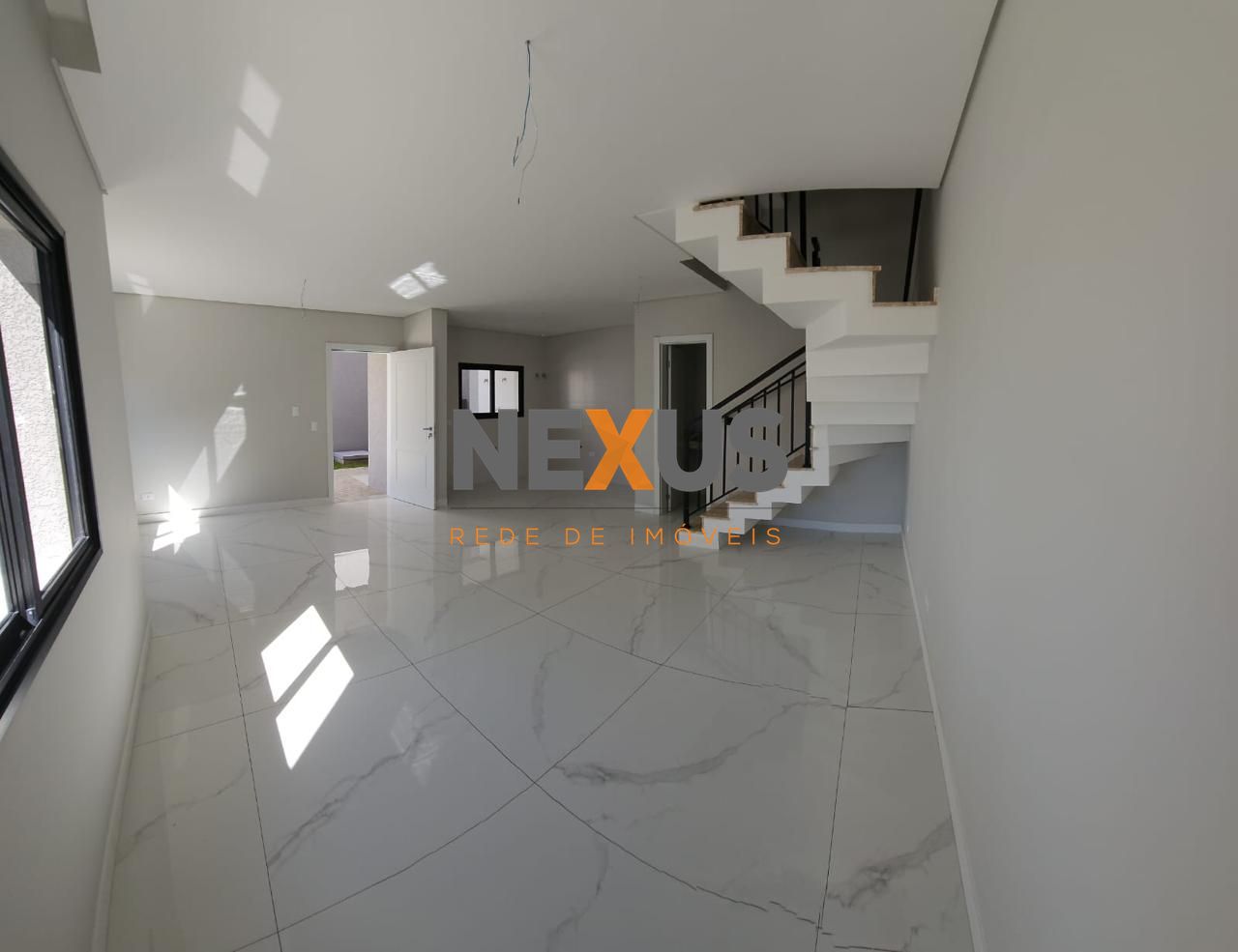 Triplex com 3 dormitórios, sendo 1 suíte à venda, 132 m² por R...