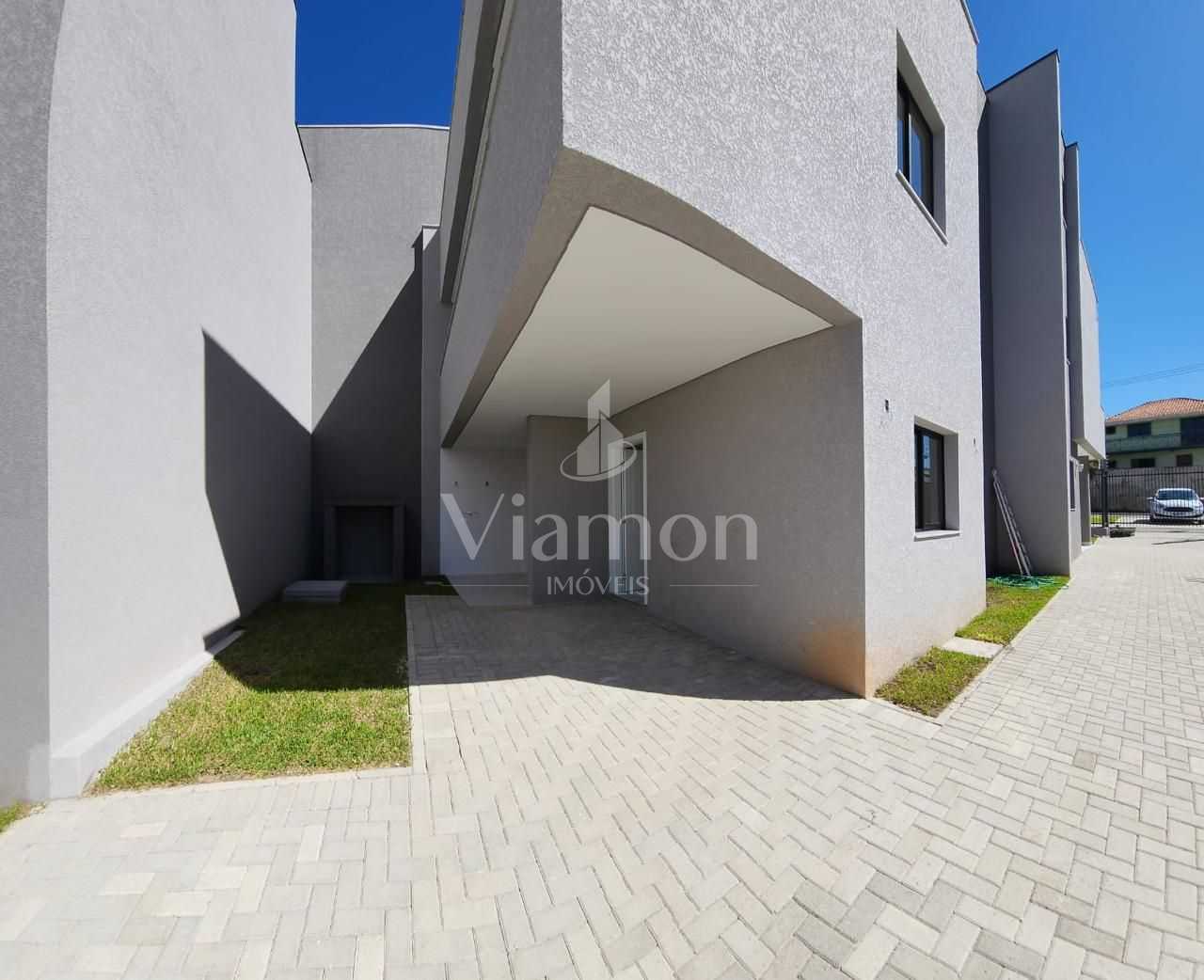 Triplex com 3 dormitórios, sendo 1 suíte à venda, 132 m² por R...