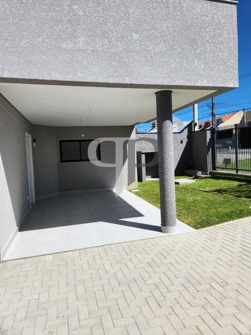 Sobrado novo com terraço, 3 dormitórios à venda, 130 m² por R$...
