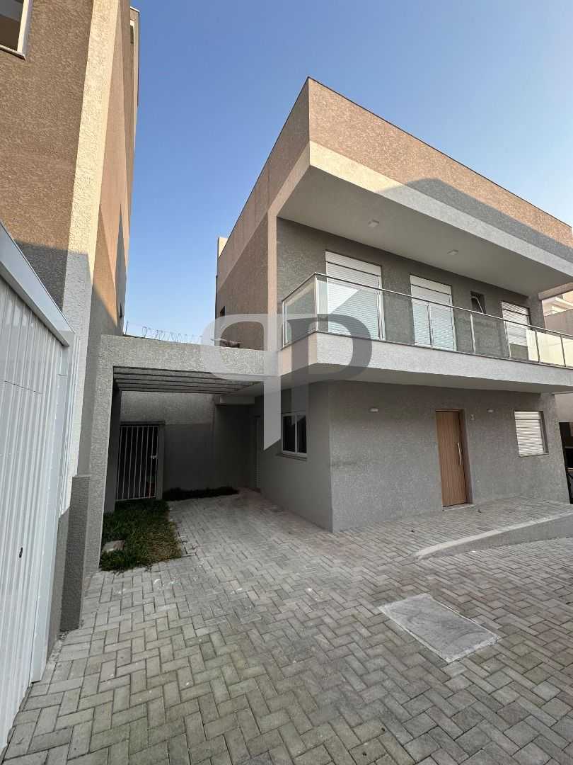 Sobrado com 3 dormitórios, sendo 1 suíte  à venda, 115 m² por ...