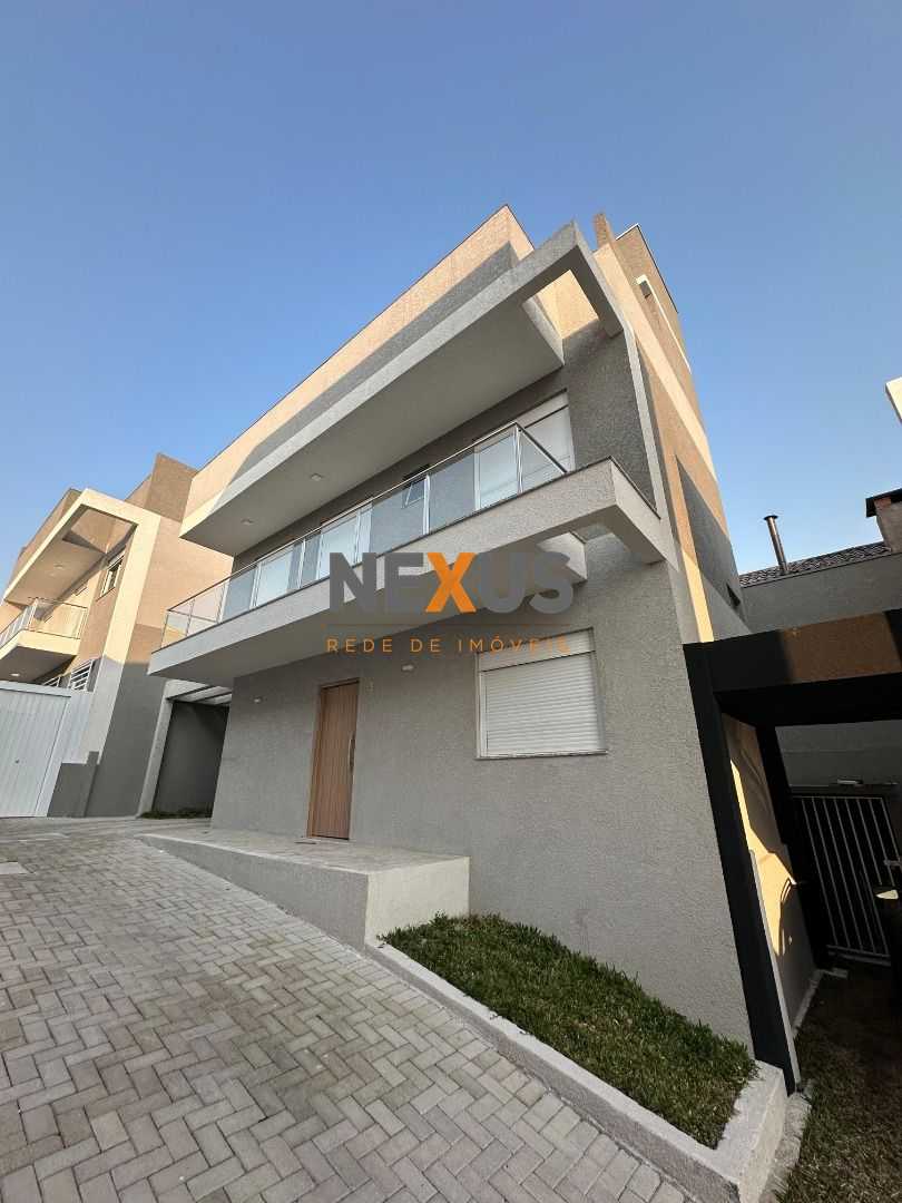 Sobrado com 3 dormitórios, sendo 1 suíte  à venda, 115 m² por ...