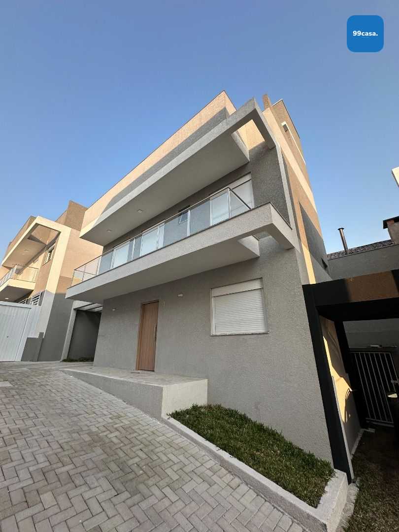 Sobrado com 3 dormitórios, sendo 1 suíte  à venda, 115 m² por ...