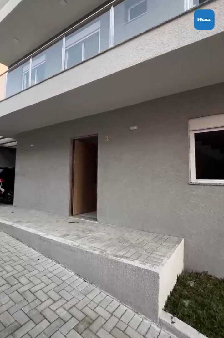 Sobrado com 3 dormitórios, sendo 1 suíte  à venda, 115 m² por ...