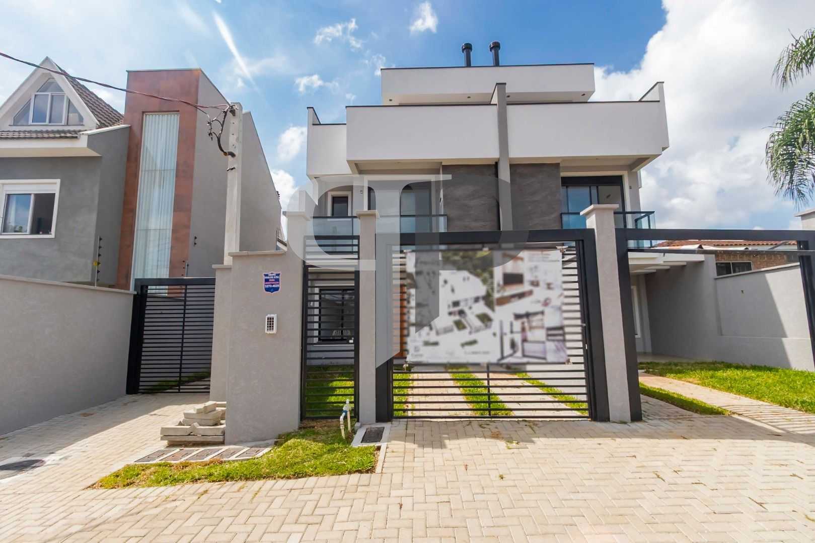 TRIPLEX EM SANTA FELICIDADE COM 3 DORMITÓRIOS, SENDO 1 SUÍTE E...