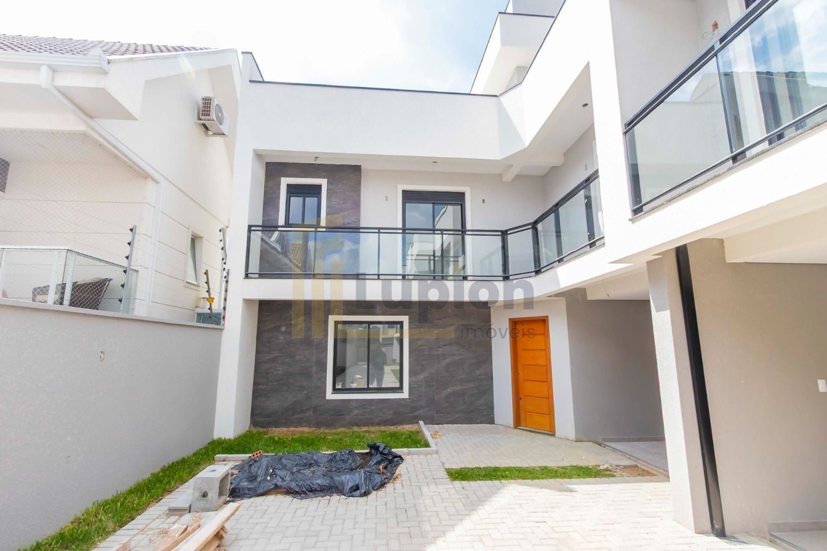 TRIPLEX EM CONDOMÍNIO, 3 DORMITÓRIOS SENDO 1 SUÍTE, 2 VAGAS E ...