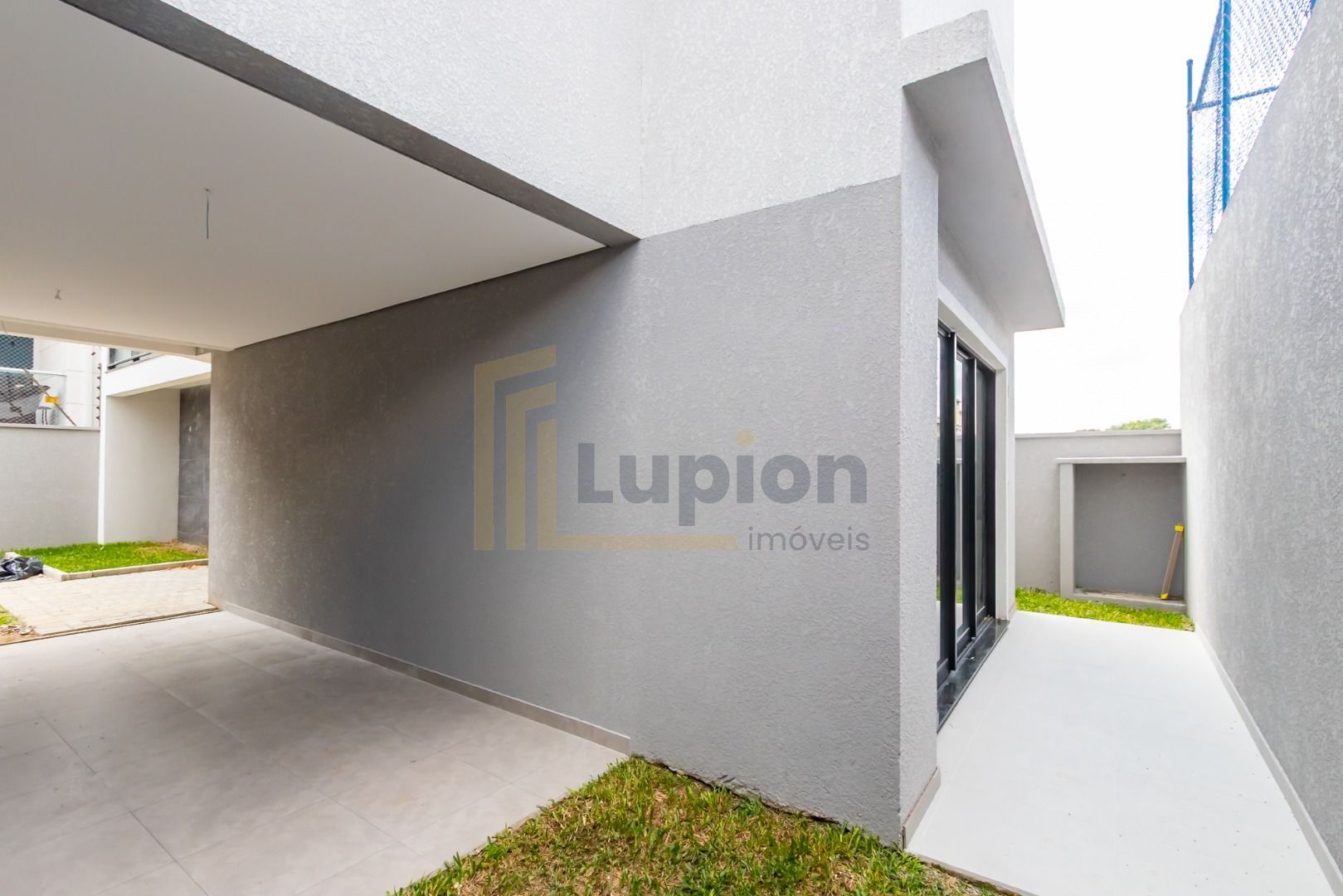 TRIPLEX EM CONDOMÍNIO, 3 DORMITÓRIOS SENDO 1 SUÍTE, 2 VAGAS E ...