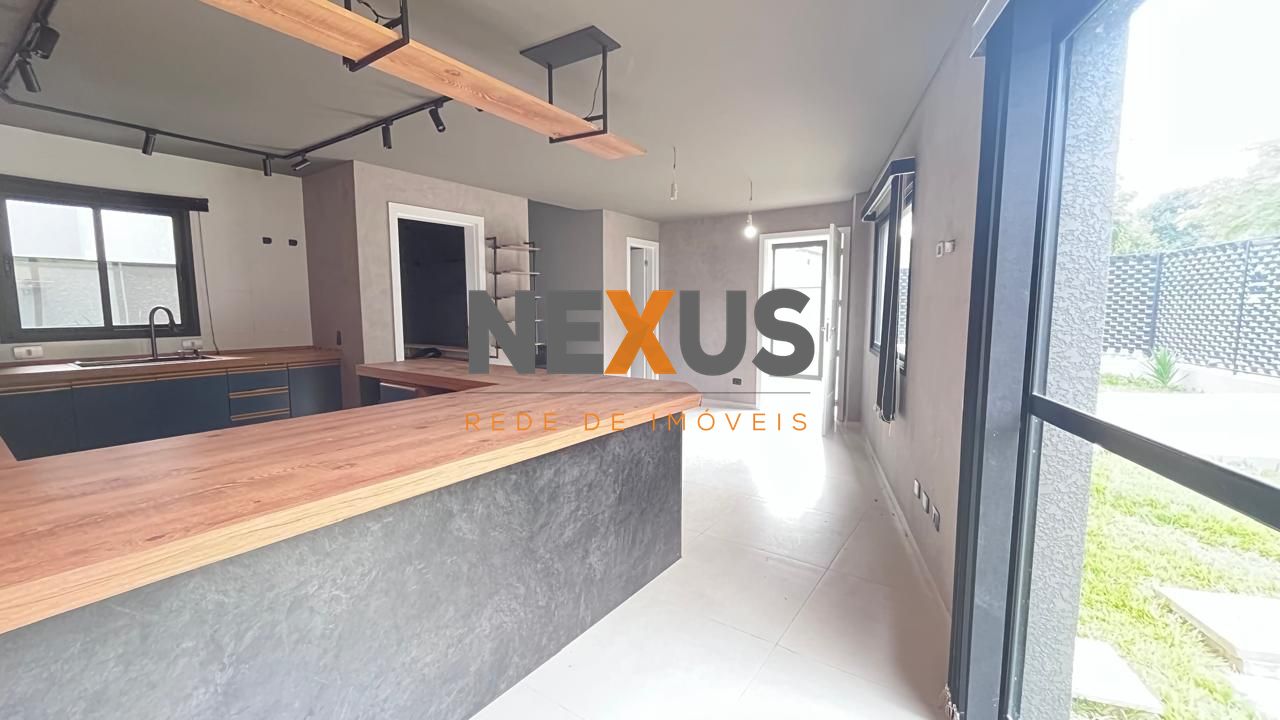 Sobrado com quintal, 3 dormitórios à venda, 120 m² por R$ 770....