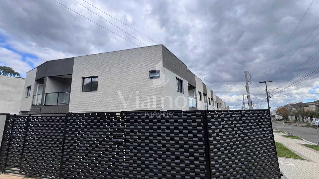 Sobrado com quintal, 3 dormitórios à venda, 120 m² por R$ 770....
