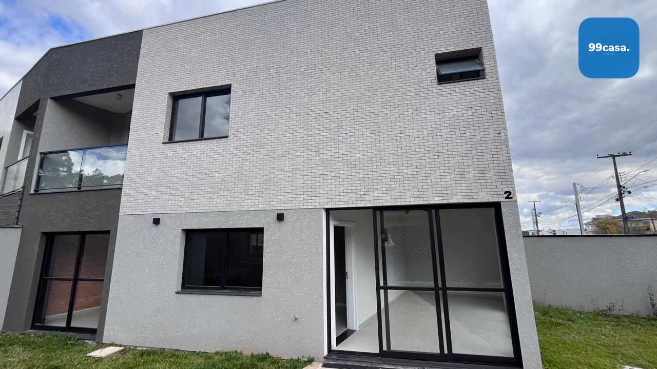Sobrado com quintal, 3 dormitórios à venda, 120 m² por R$ 770....
