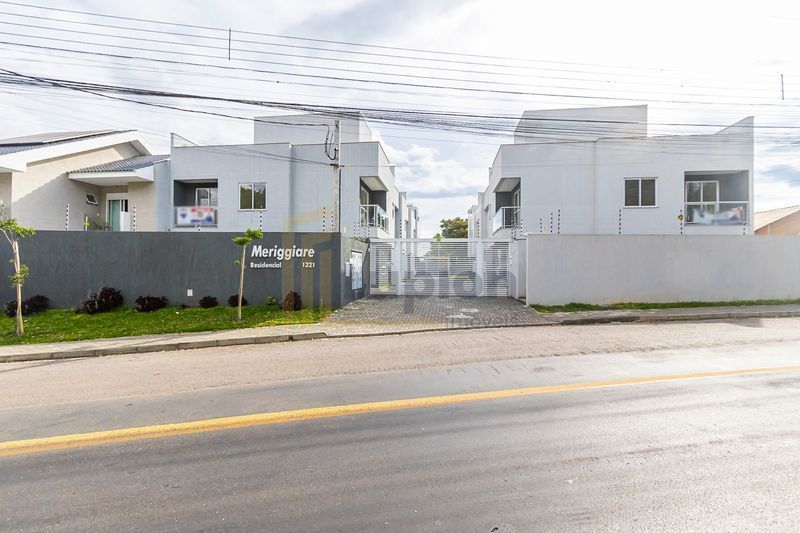 Sobrado com 3 dormitórios à venda, 91 m², sendo 1 suíte com cl...