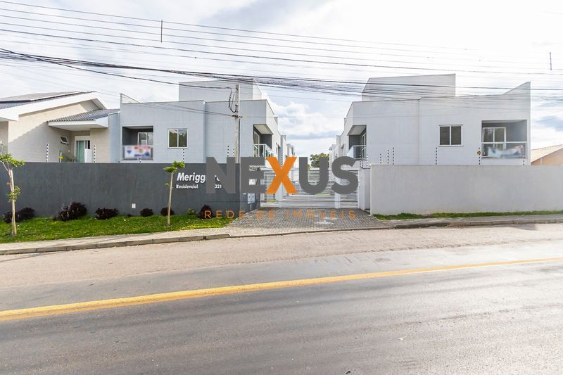 Sobrado com 3 dormitórios à venda, 91 m², sendo 1 suíte com cl...