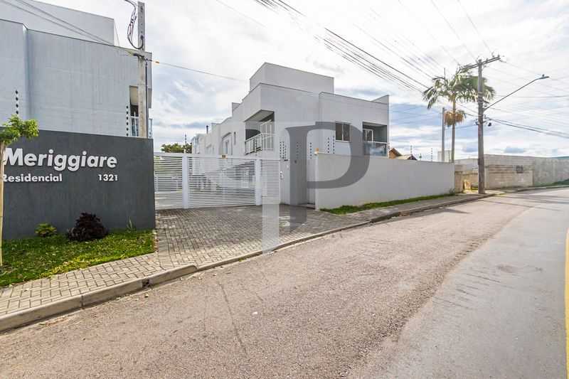 Sobrado com 3 dormitórios à venda, 91 m², sendo 1 suíte com cl...