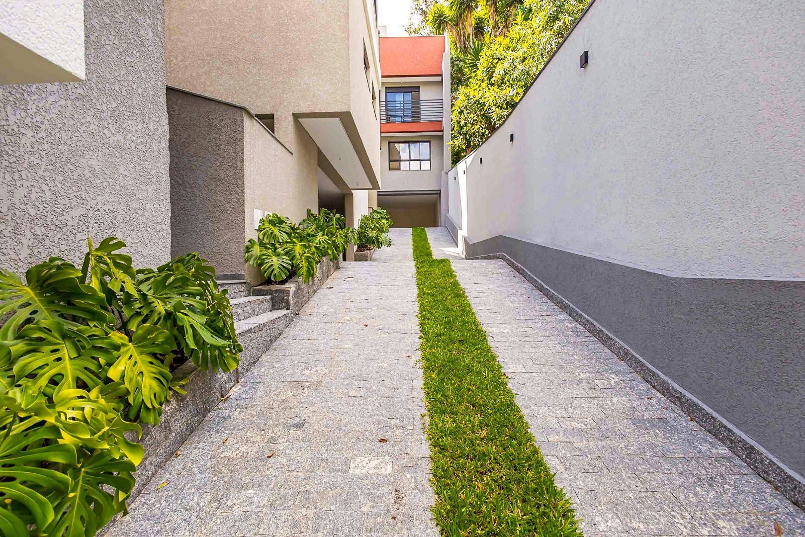 Sobrado com 3 suítes e terraço à venda, 246 m² por R$ 1.490.00...