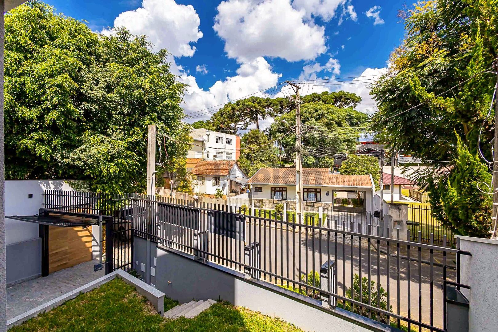 Sobrado com 3 suítes e terraço à venda, 246 m² por R$ 1.490.00...