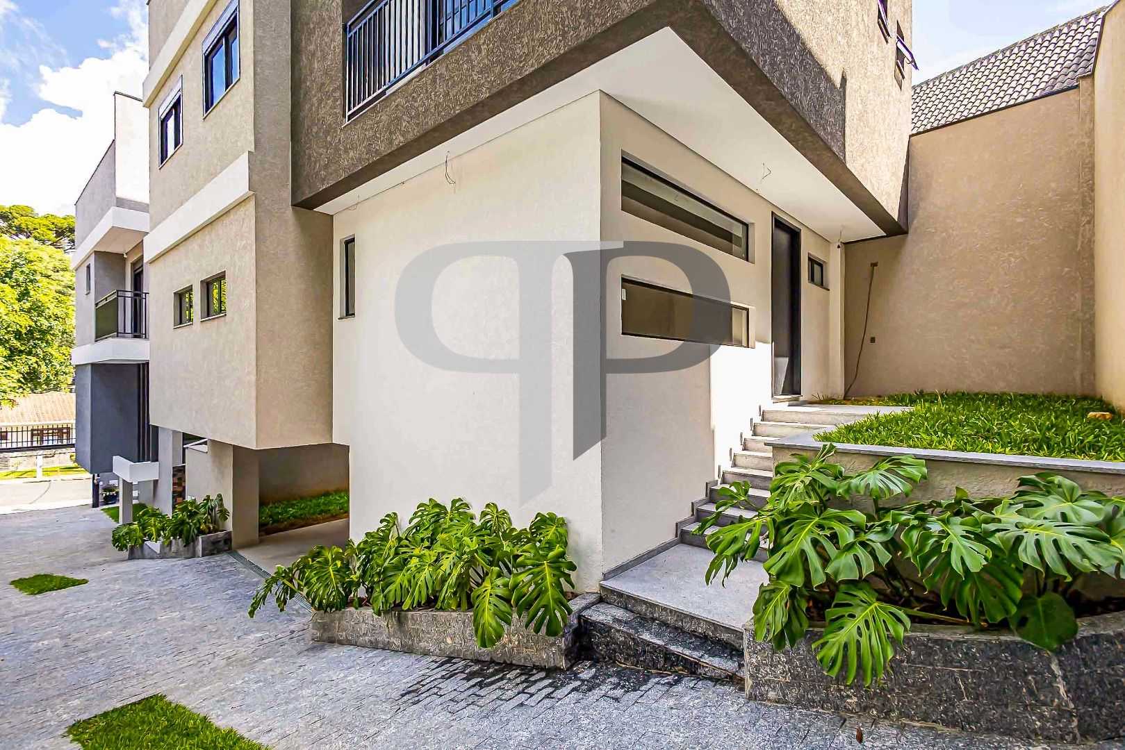 Casa maravilhosa com três pavimentos e 3 dormitórios, sendo 1 ...
