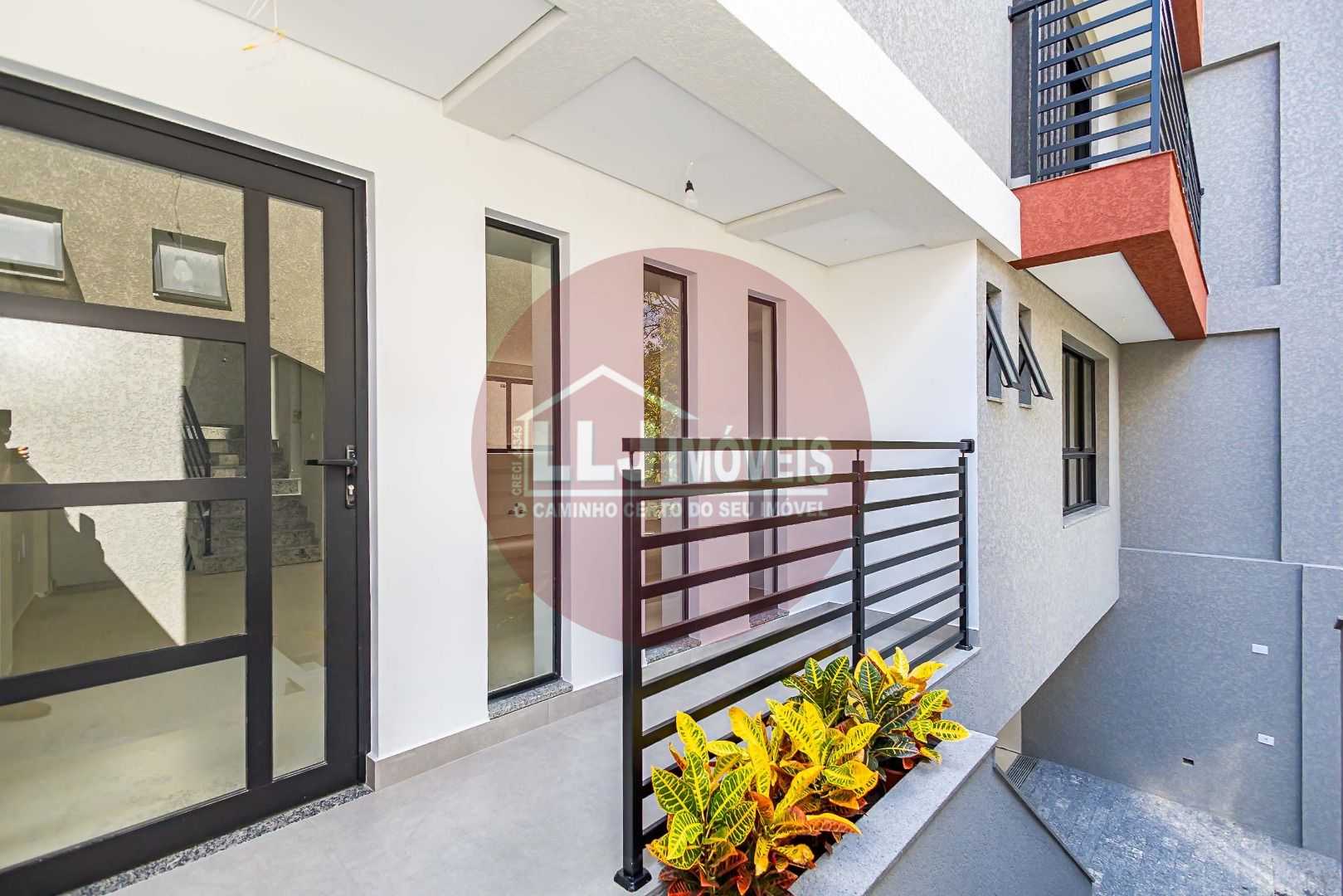 Sobrado com 2 suítes à venda, 254 m² por R$ 1.570.000 - Ahú - Curitiba/PR