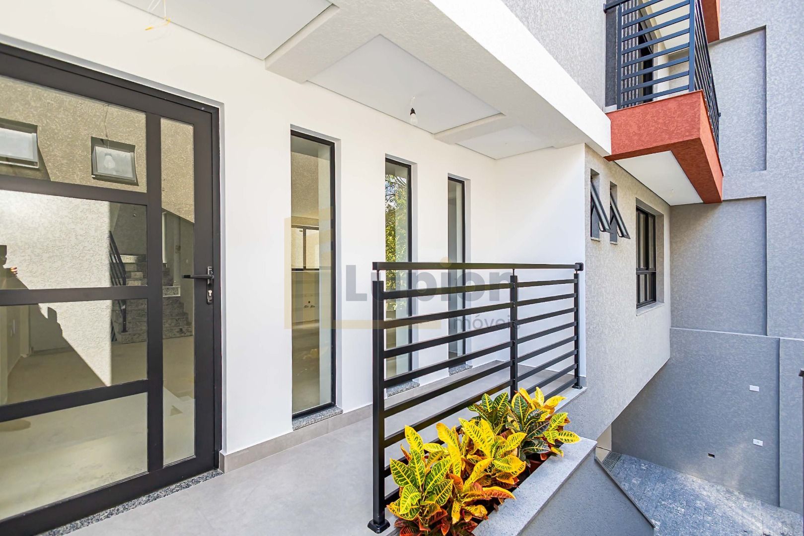 Sobrado com 2 suítes à venda, 254 m² por R$ 1.570.000 - Ahú - ...