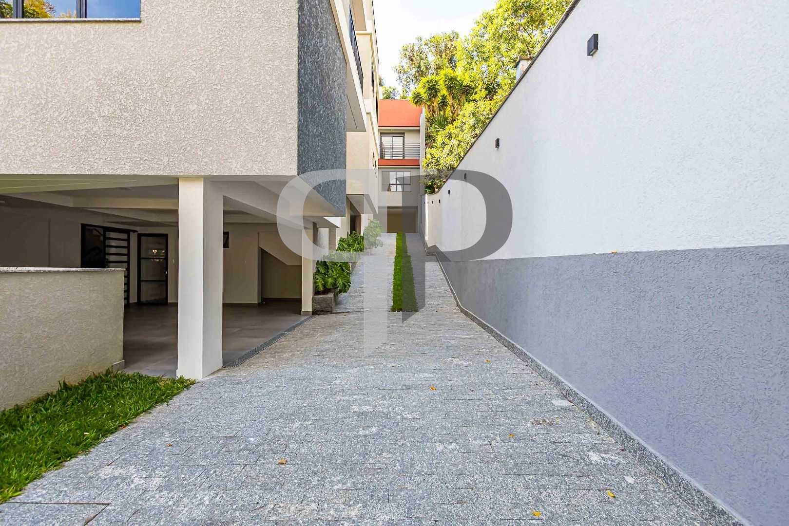 Sobrado com 2 suítes à venda, 254 m² por R$ 1.570.000 - Ahú - ...