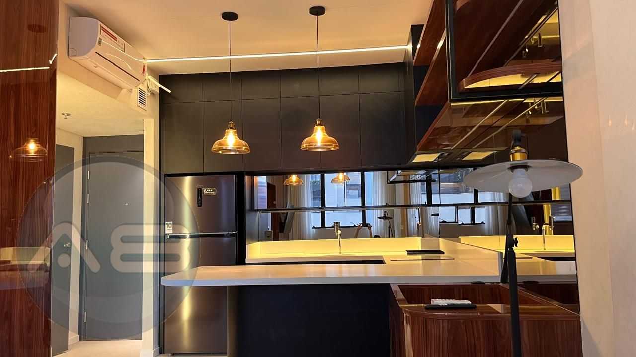 Apartamento mobiliado com 1 dormitório à venda, 36 m² por R$ 6...
