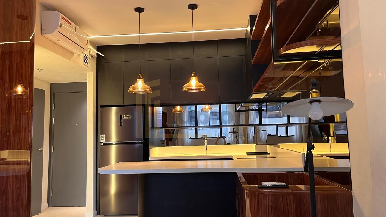 Apartamento mobiliado com 1 dormitório à venda, 36 m² por R$ 6...
