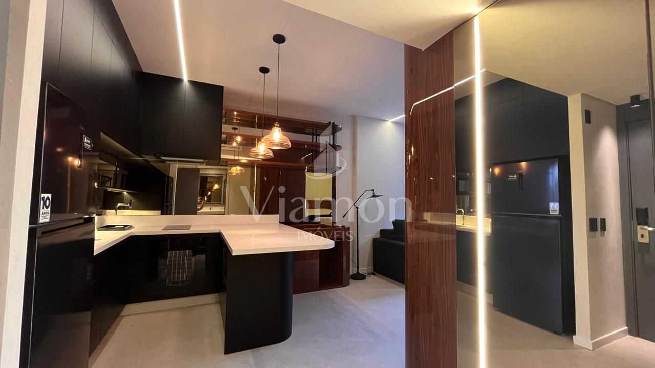Apartamento mobiliado com 1 dormitório à venda, 36 m² por R$ 6...