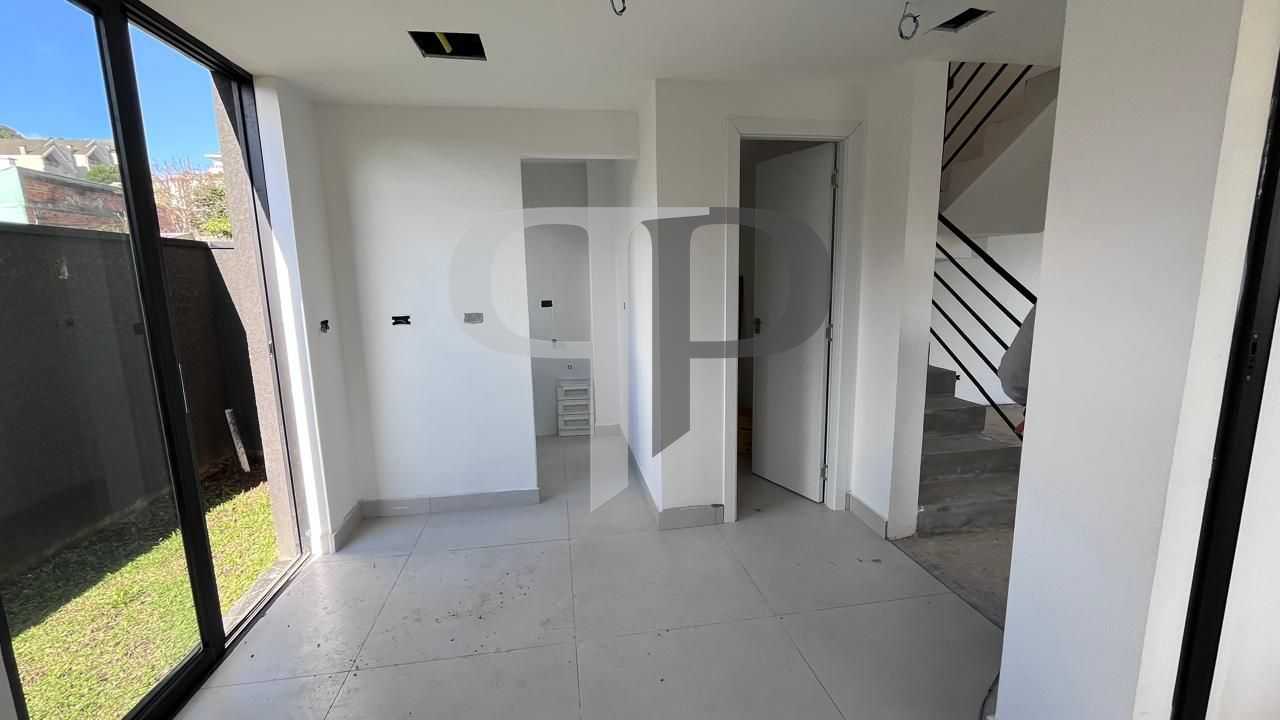 Sobrado com amplo terraço e 3 suítes à venda, 155 m² por R$ 1....