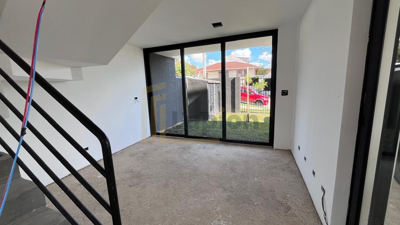 Sobrado com amplo terraço e 3 suítes à venda, 155 m² por R$ 1....