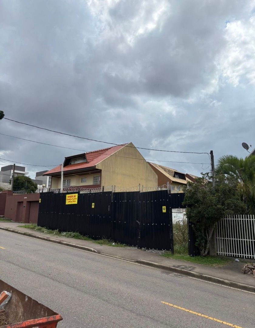 Terreno à venda, 686 m² por R$ 1.099.000,00 - Portão - Curitib...