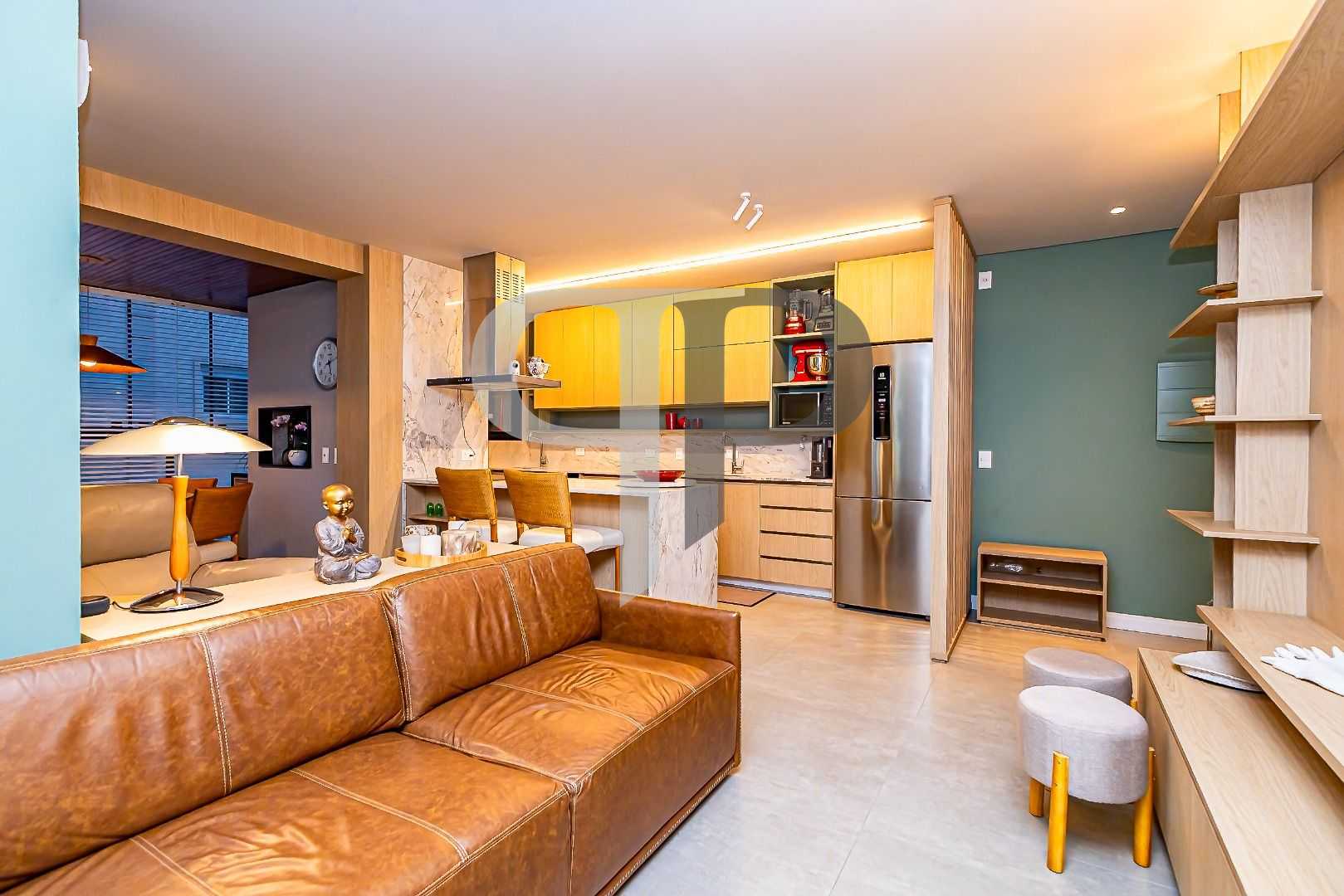 Apartamento mobiliado, 2 dormitórios sendo 1 suíte à venda, 75...