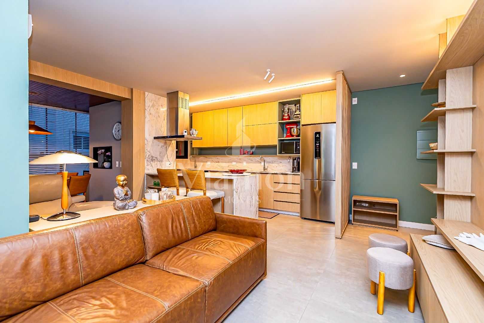 Apartamento mobiliado, 2 dormitórios sendo 1 suíte à venda, 75...