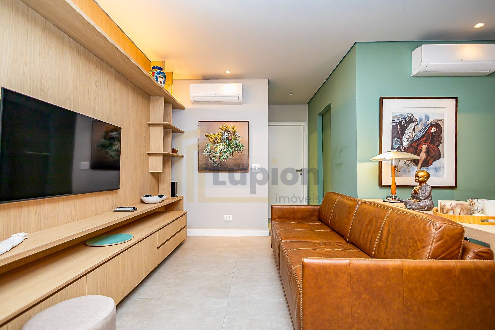 Apartamento mobiliado, 2 dormitórios sendo 1 suíte à venda, 75...