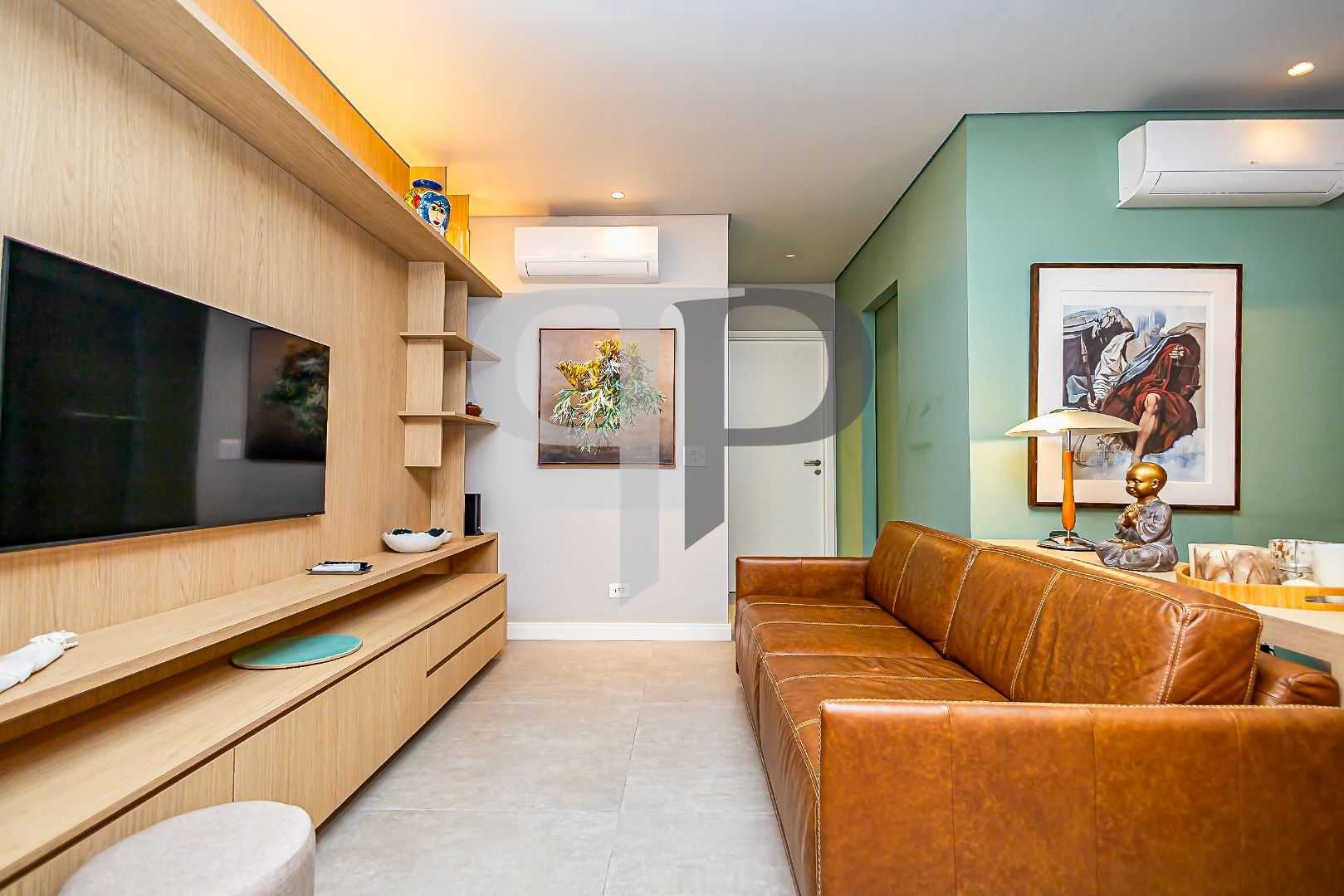 Apartamento mobiliado, 2 dormitórios sendo 1 suíte à venda, 75...