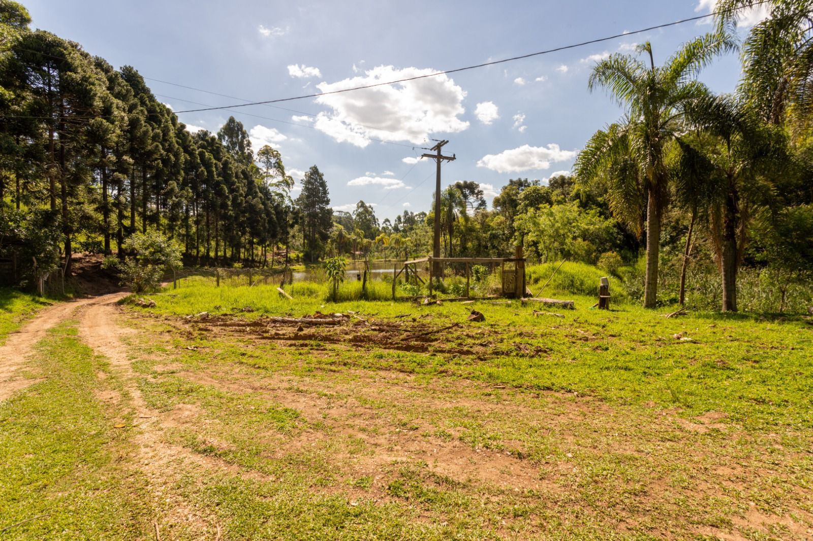 Chácara à venda, 110456 m² por R$ 730.000,00 - Campo Magro - C...