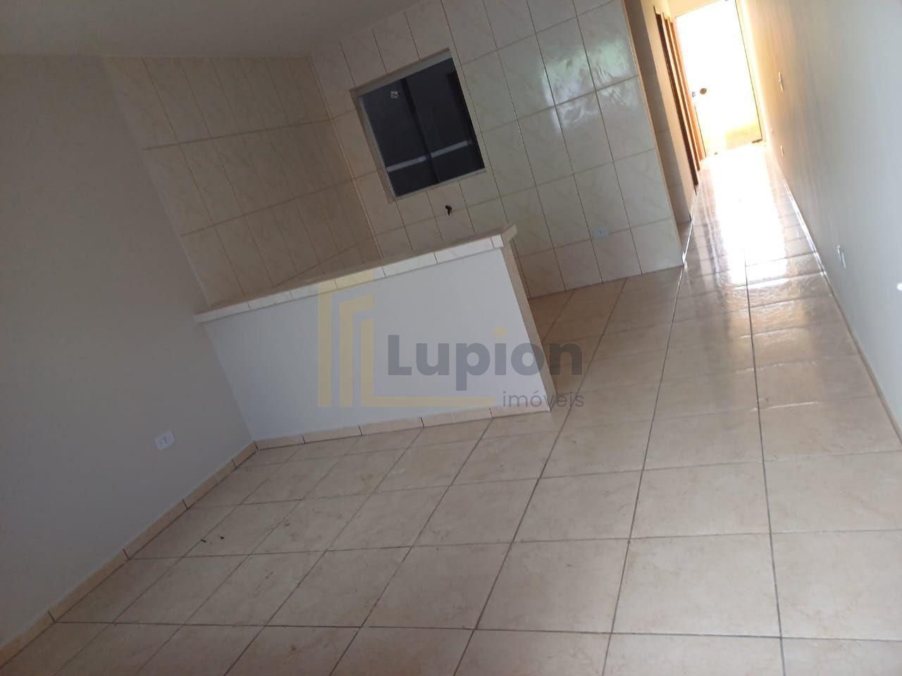 Casa Ampla no Sítio Cercado - Conforto e Localização Privilegi...