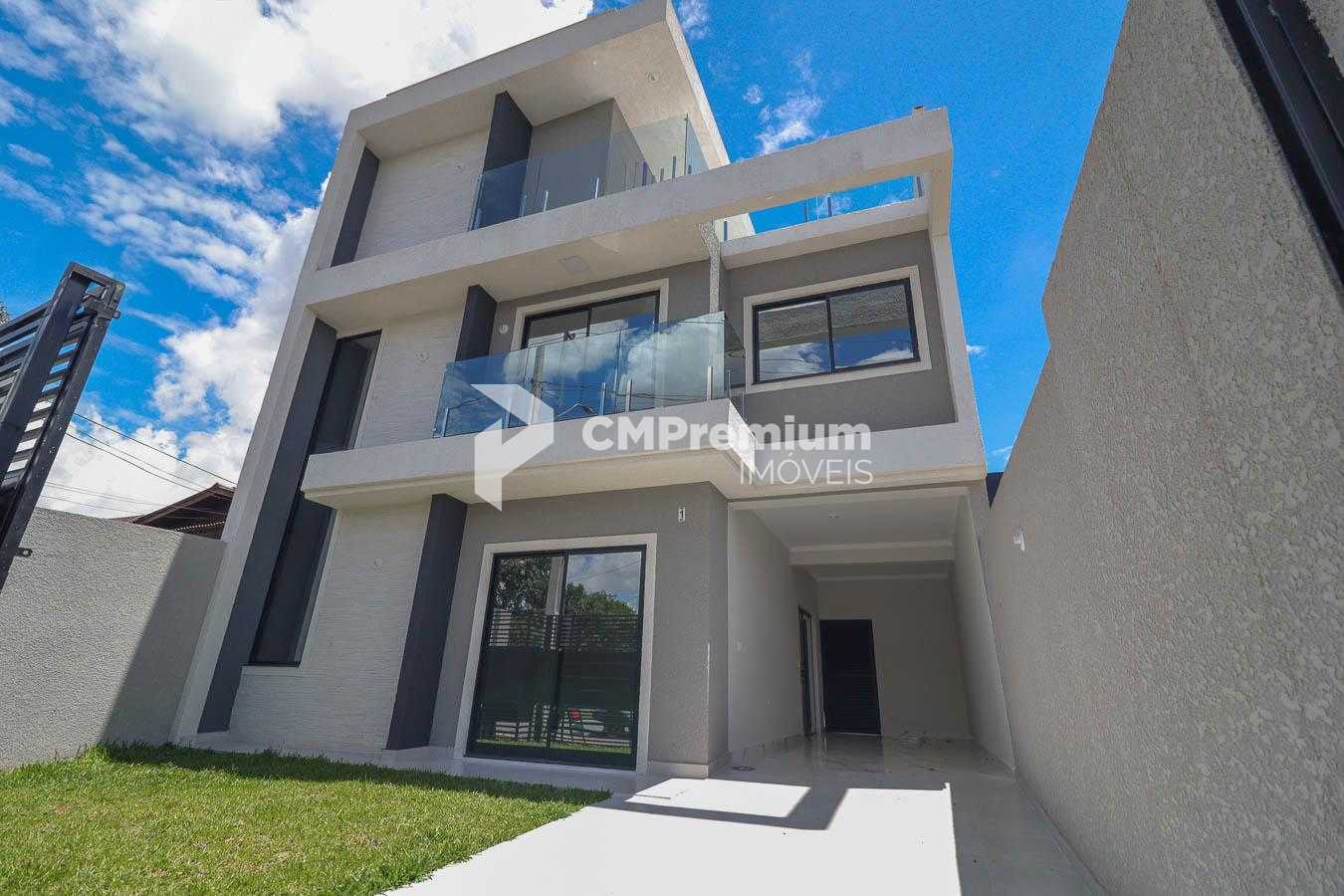 Sobrado à venda 3 Quartos, no pinheirinho, CURITIBA - PR