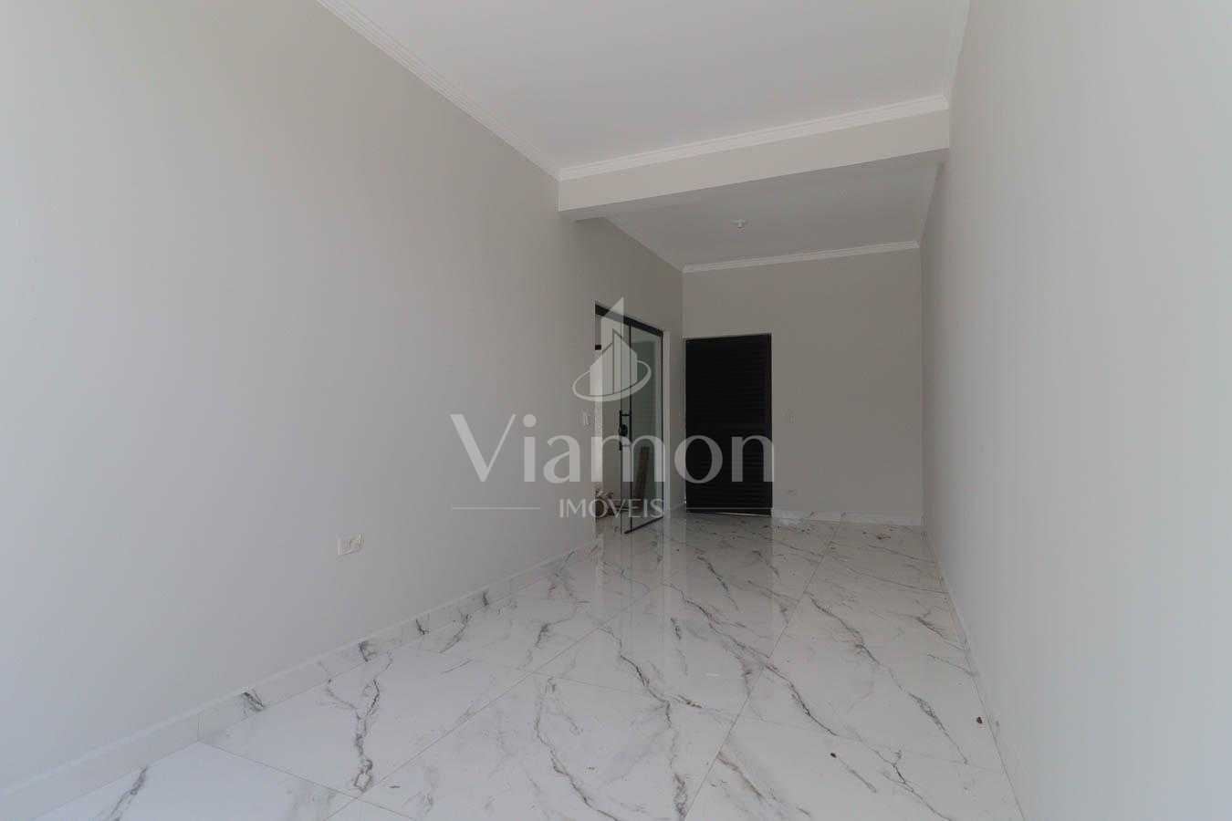 Sobrado à venda 3 Quartos, no pinheirinho, CURITIBA - PR