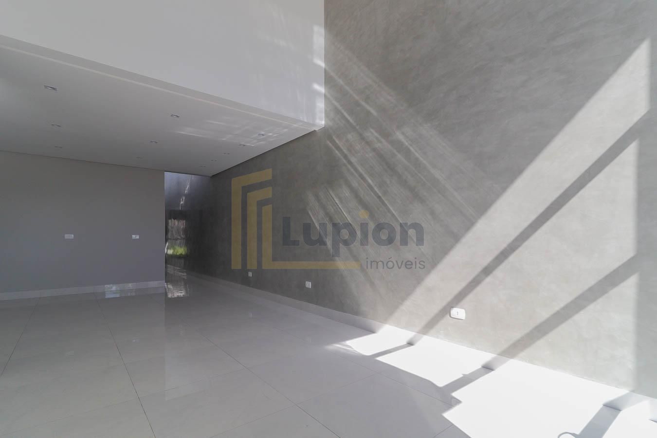 Casa à venda 3 Quartos com Suíte, Iguaçu, Fazenda Rio Grande - PR